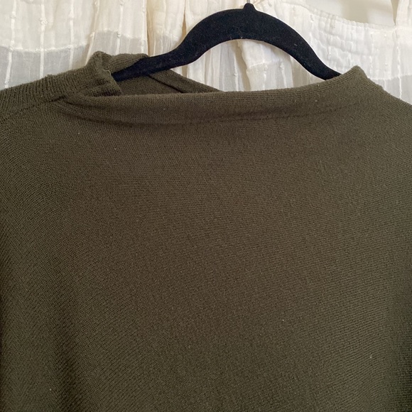 Forever 21 Green Poncho, Size M/L - Picture 3 of 4